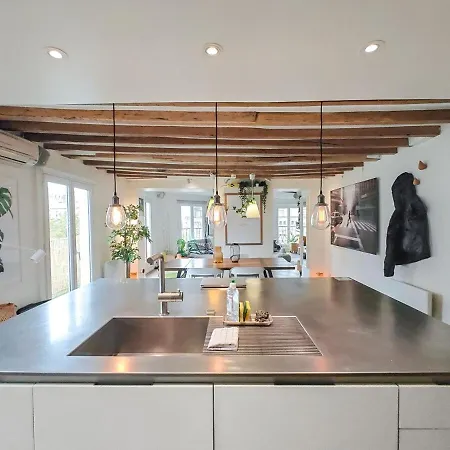 Saint-germain-des-pres Story *