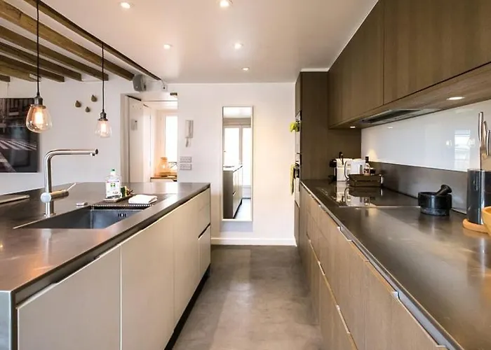 Saint-germain-des-pres Story *