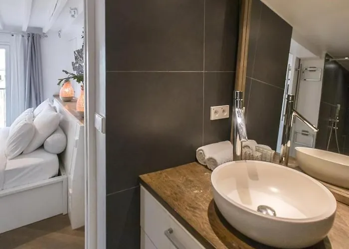 Saint-germain-des-pres Story